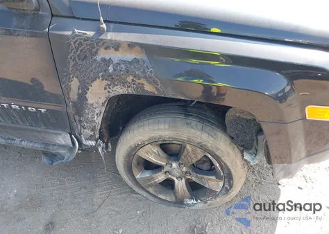 2015 Jeep Patriot Latitude из США, поврежденный, VIN 1C4NJRFB8FD425192